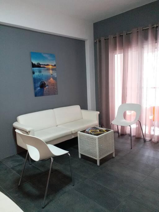 Beachfront Apartment Flic en Flac Exterior photo